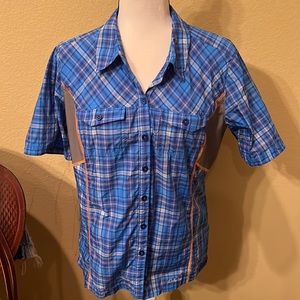 🎣 LN Cabela’s brand women’s short sleeve button down fishing shirt